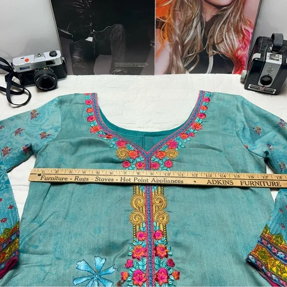 Embroidered Floral Kurta Dress | Boho Festival Tunic · Artisan Teal - Picture 10 of 13